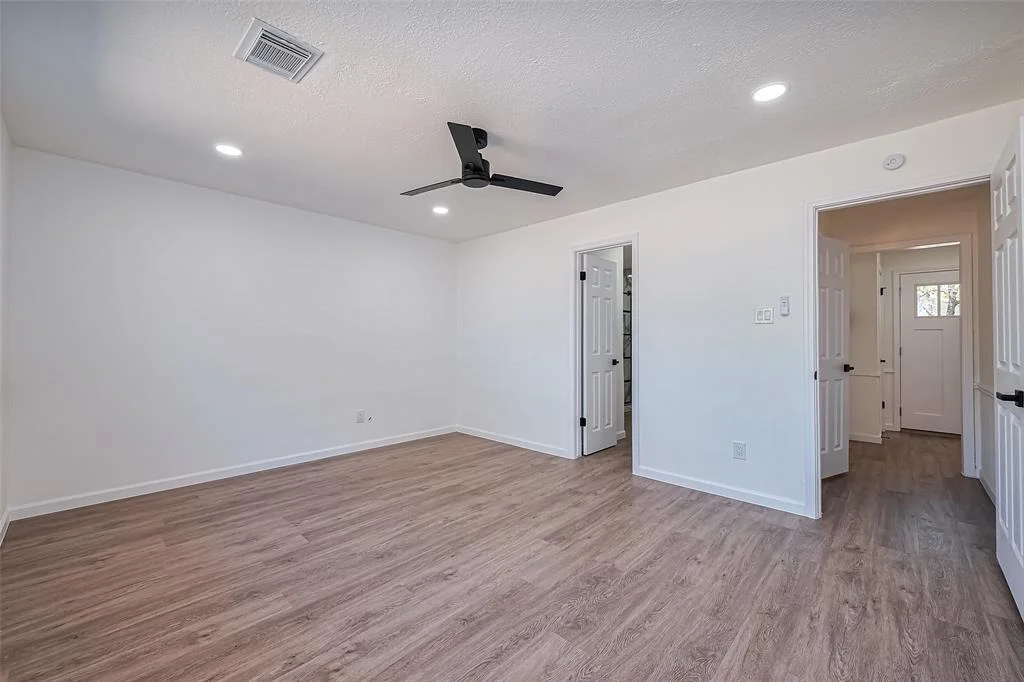 Photo of 7006 White Tail Drive