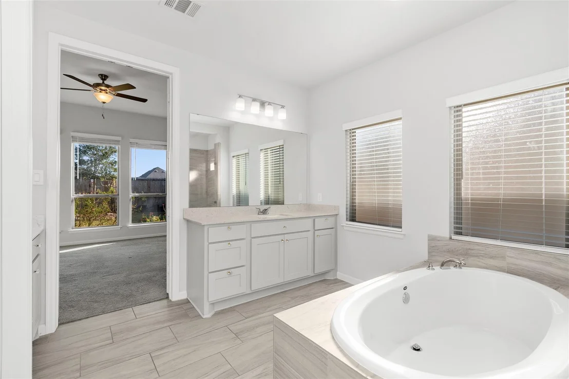 Photo of 5030 Morrison Drive