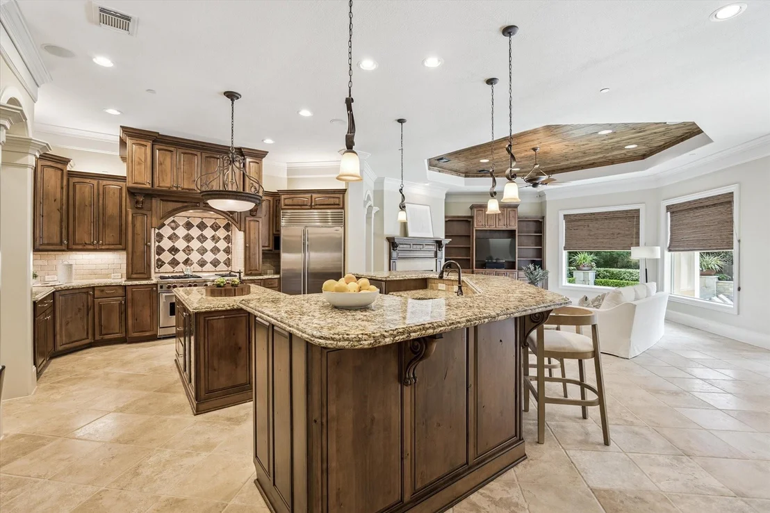 Photo of 570 Lanecrest Lane