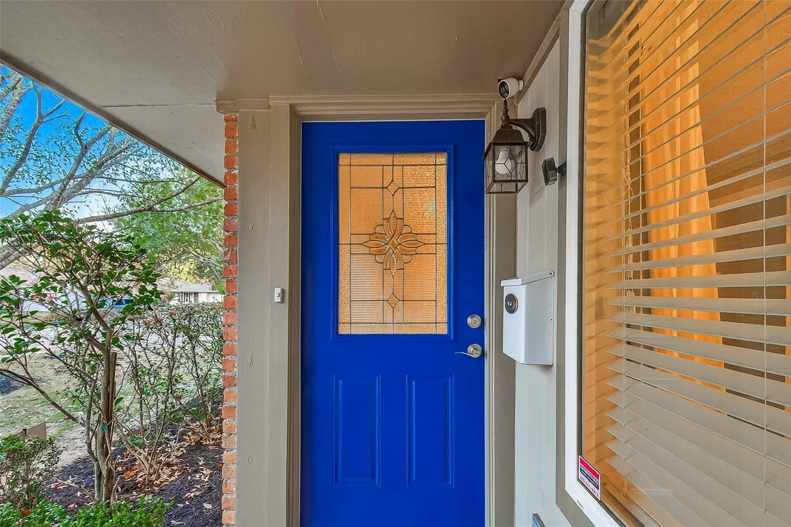 Photo of 5323 Briarbend Drive