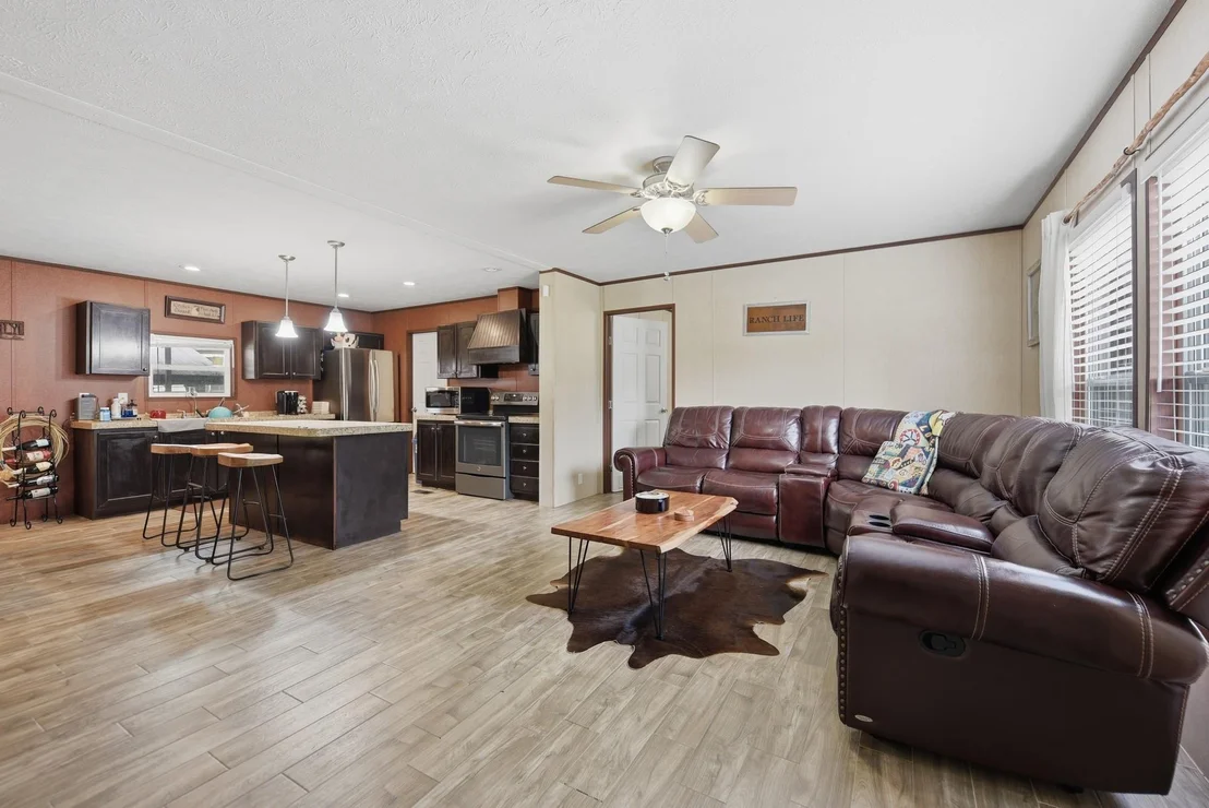 Photo of 1182 Oak Crest Drive