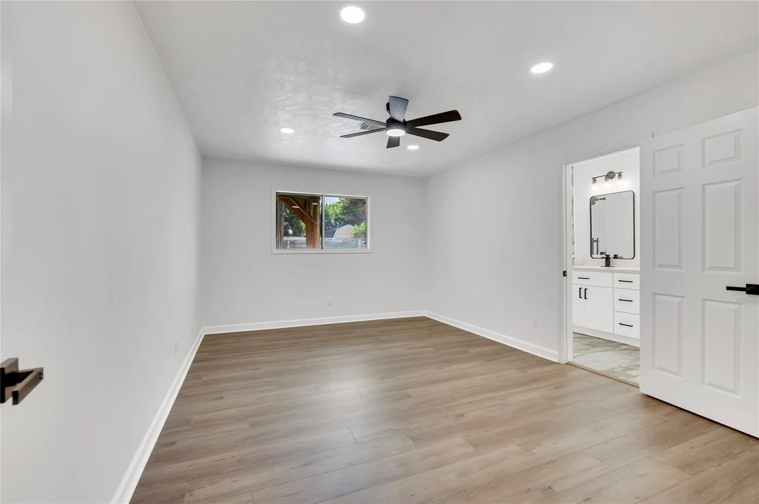 Photo of 717 Yale Lane