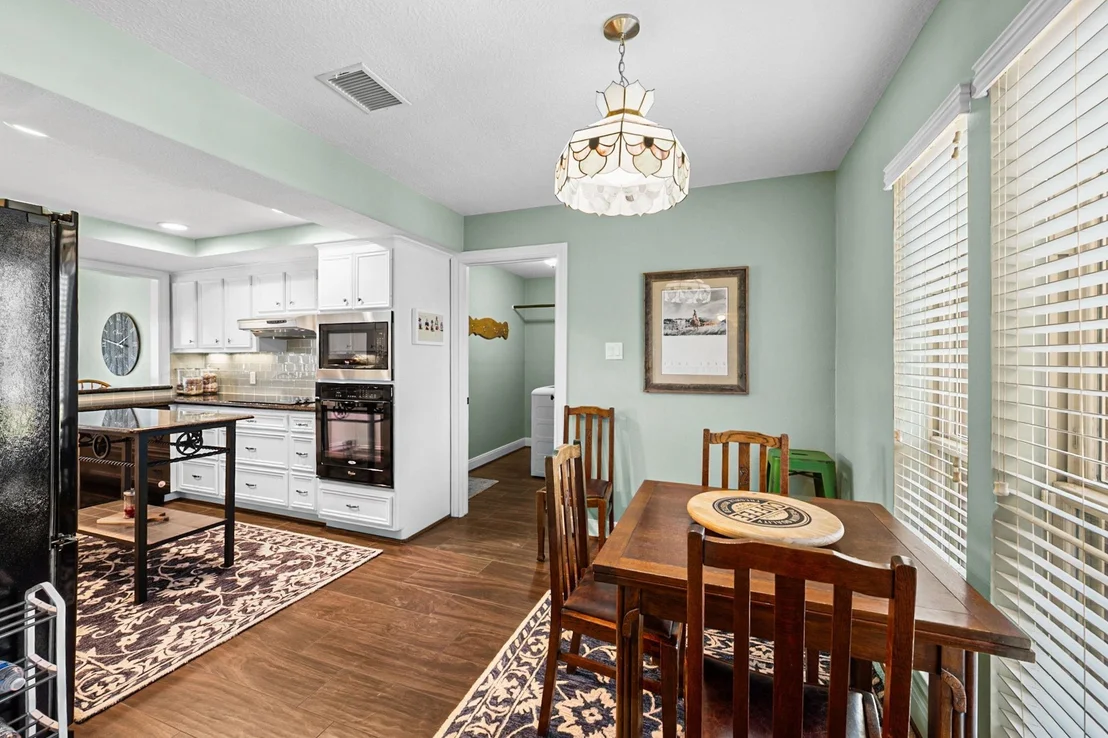 Photo of 26253 Sharp Road