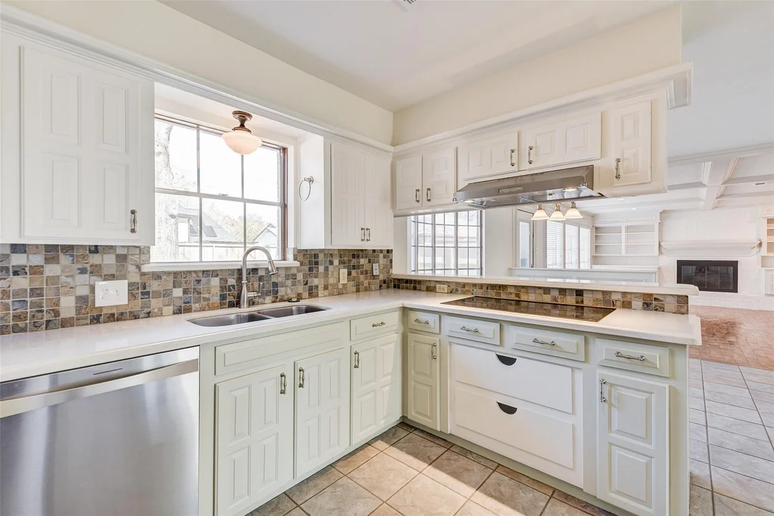 Photo of 16339 Clearcrest Drive