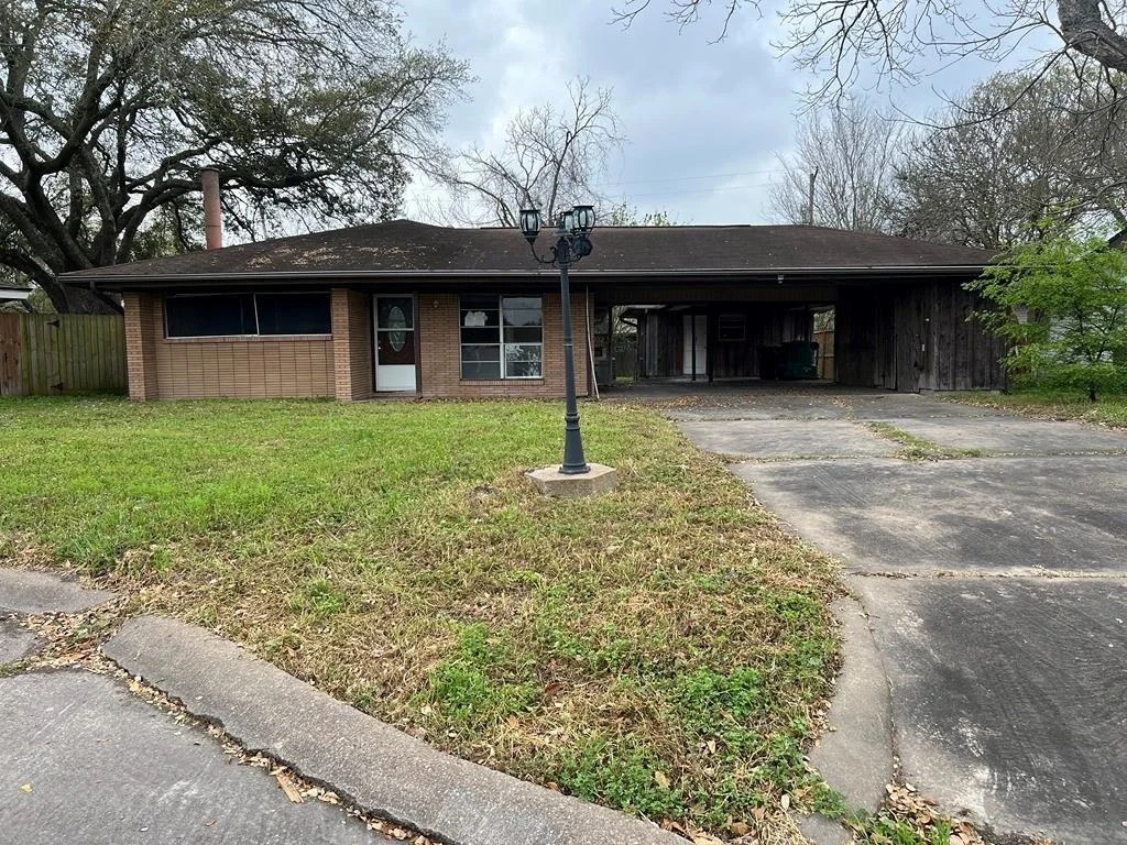 Photo of 1806 Meadowview Drive