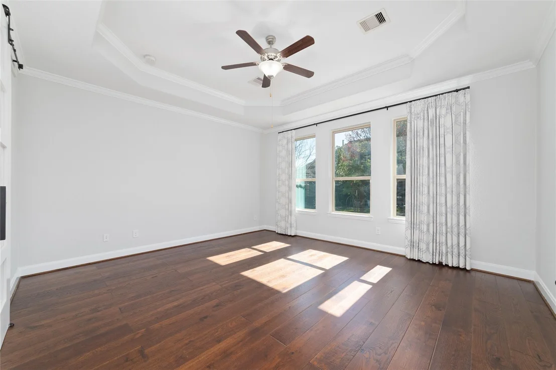 Photo of 17323 Tomintoul Path