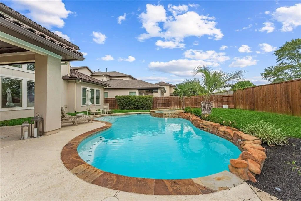 Photo of 5823 Stratton Woods Drive