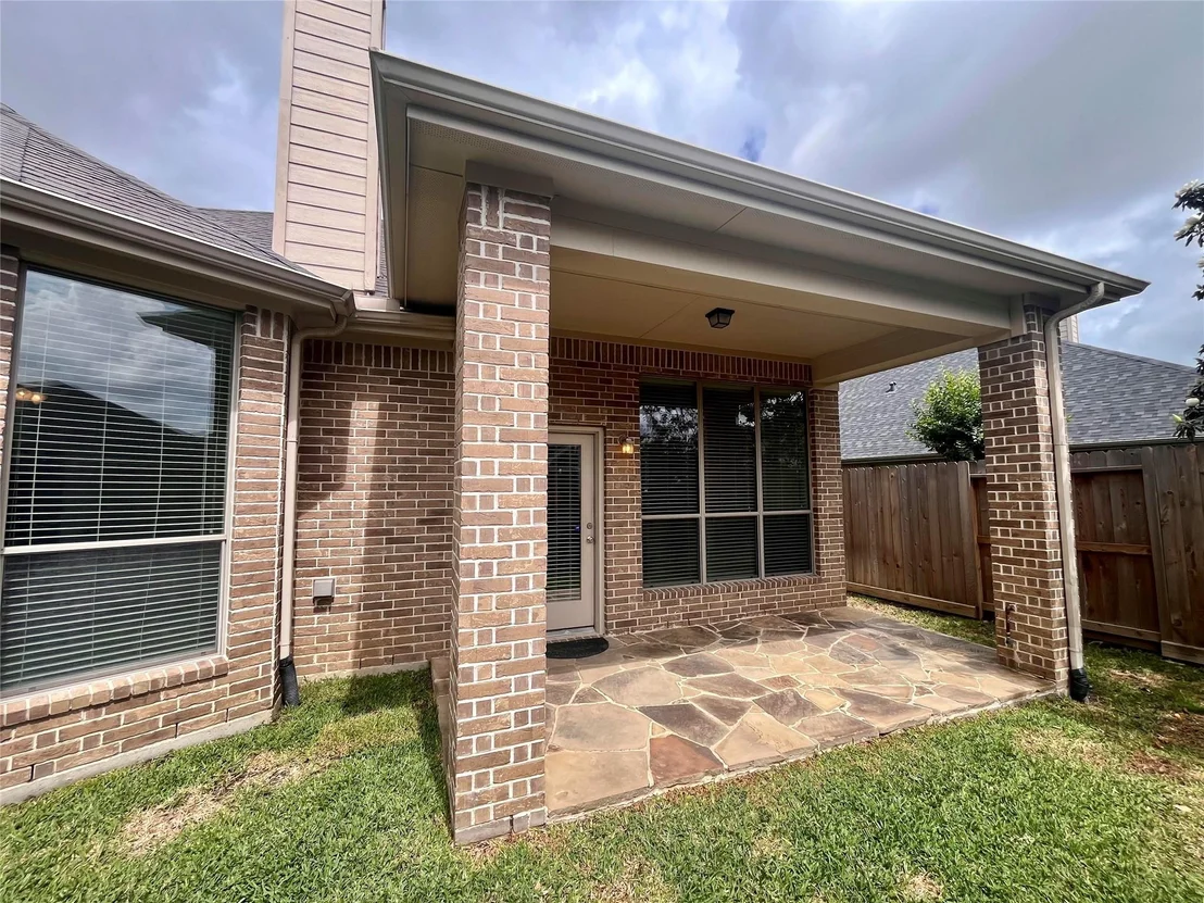 Photo of 28115 Chalet Park Drive