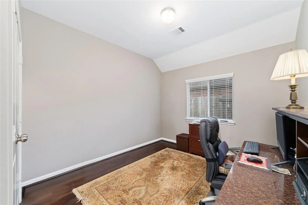 Photo of 28035 Emma Gardens Lane