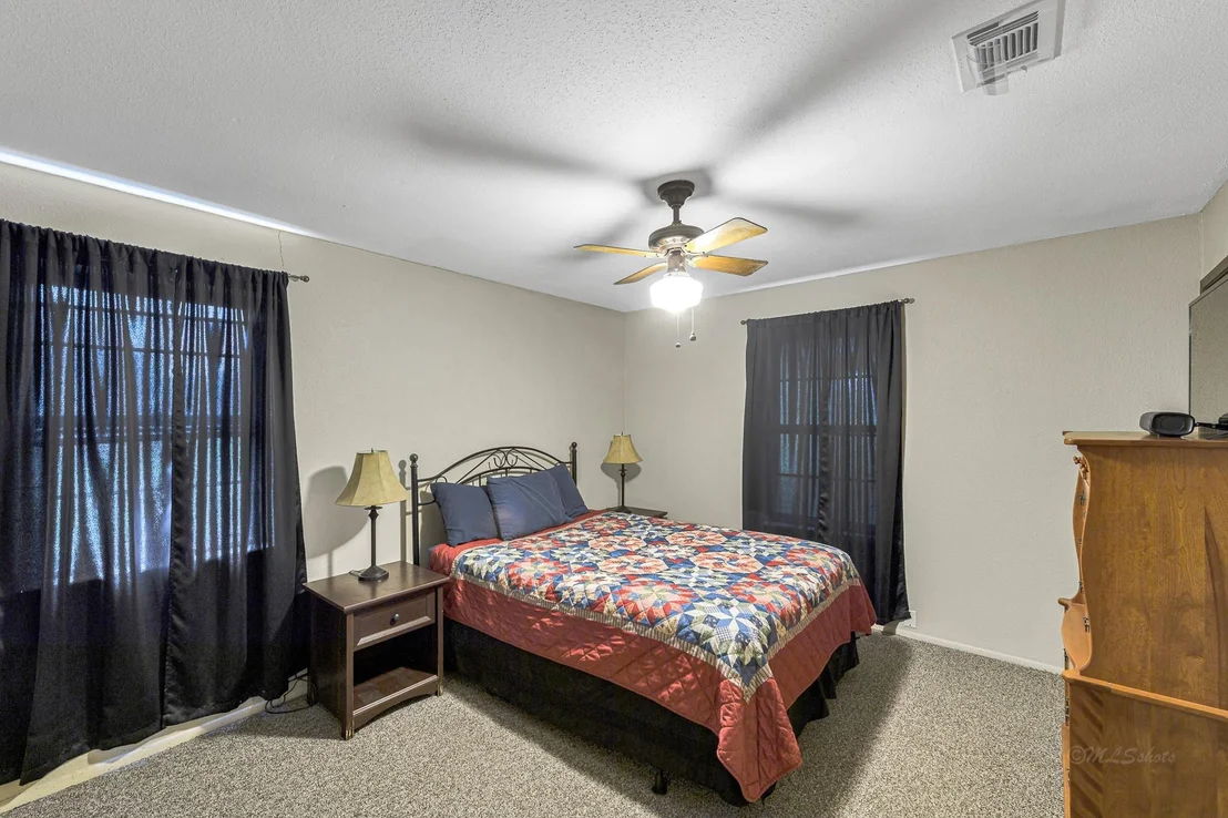 Photo of 1181 Schmidt Road