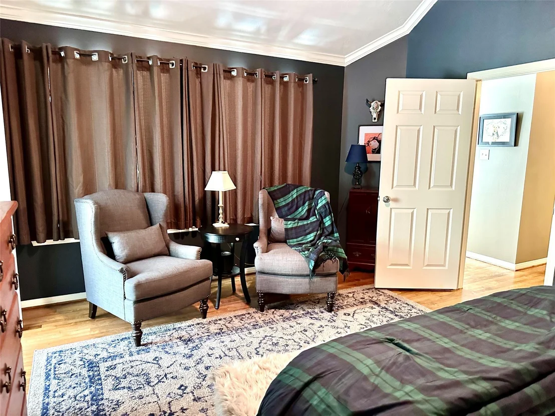 Photo of 8910 Everhart Lane