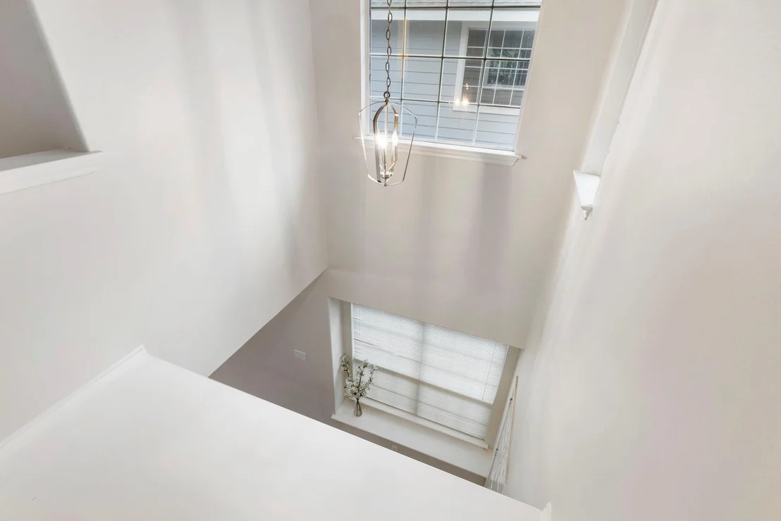 Photo of 215 W Stedhill Loop