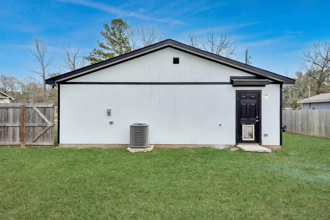 Photo of 16124 Brettwood Lane