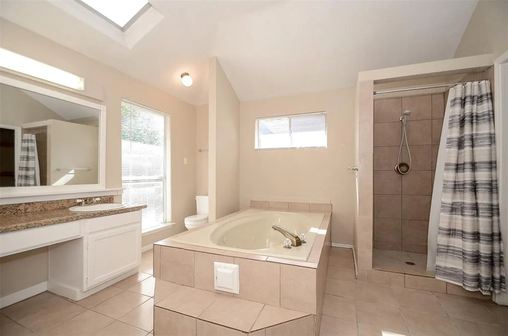 Photo of 1718 Foxlake Drive