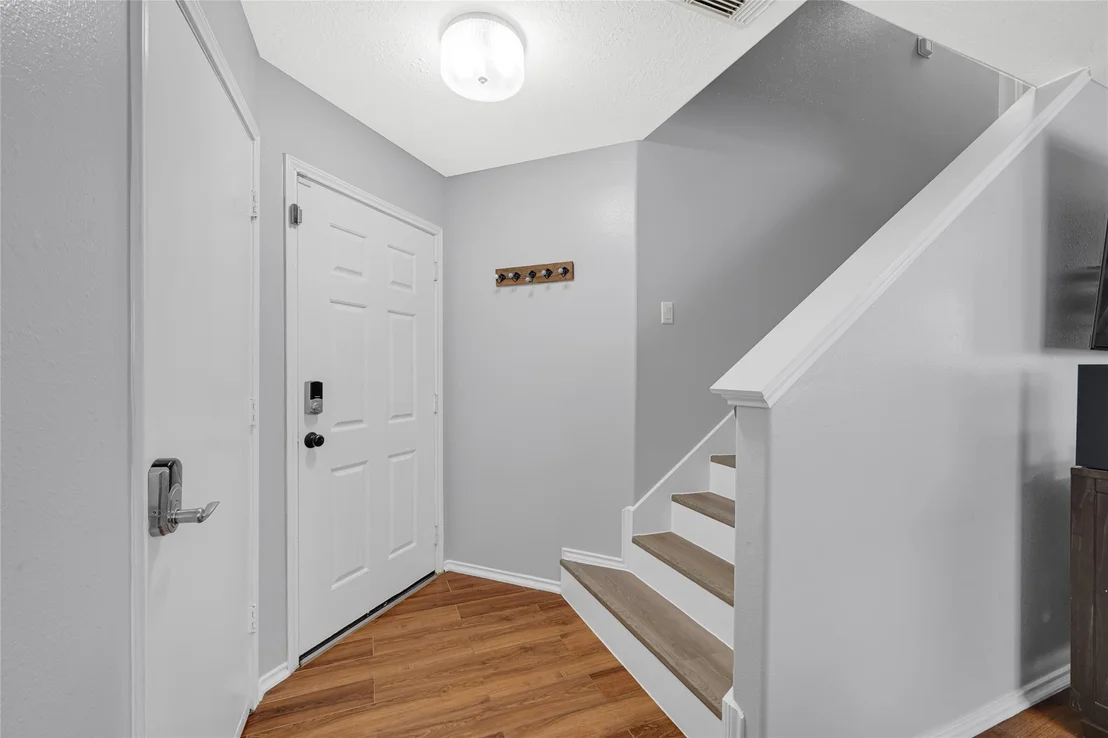 Photo of 9110 Aspen Trace Lane