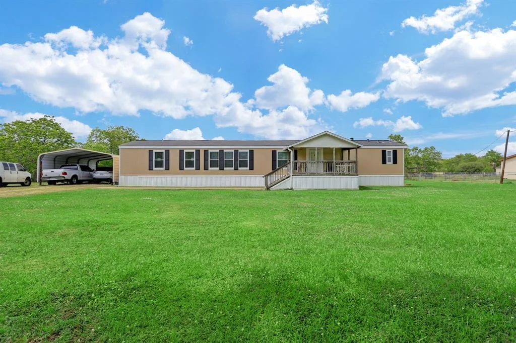 Photo of 8820 Amanda Lane