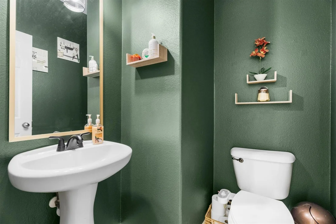 Photo of 25604 Ayers Lane