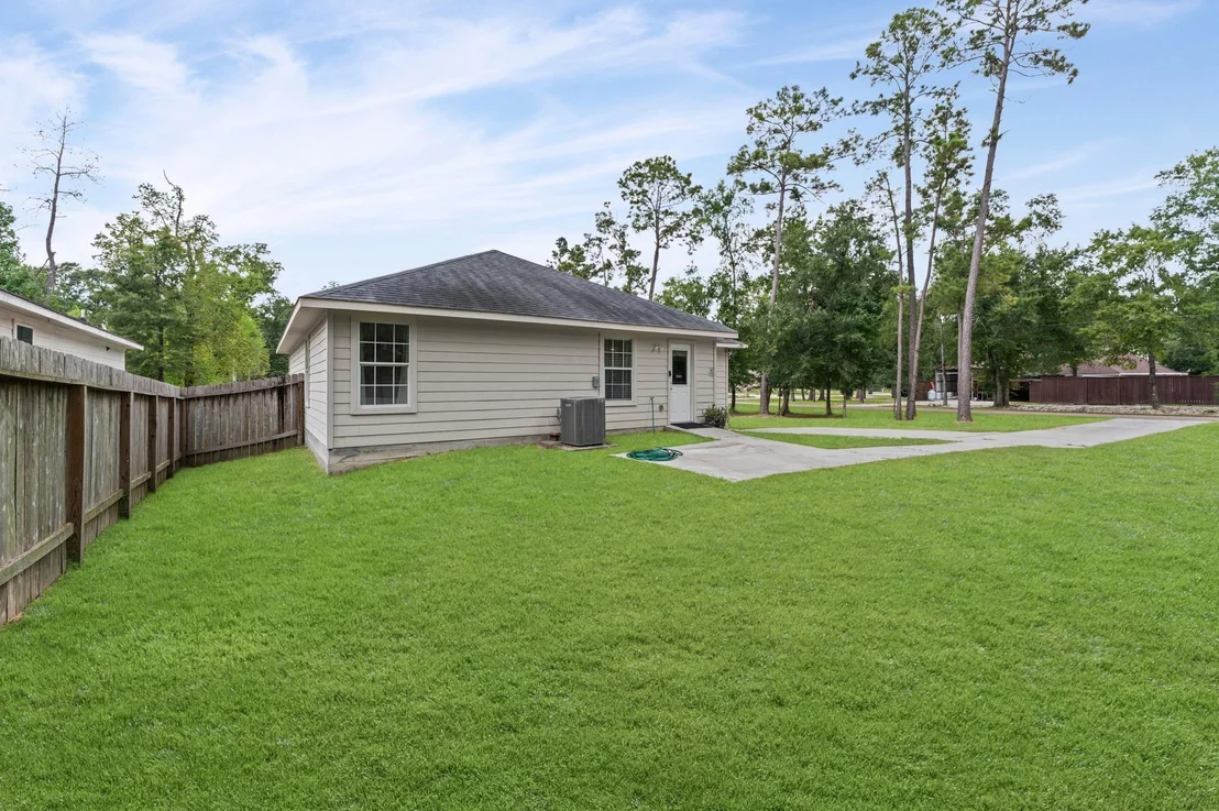 Photo of 10920 Fairview Drive