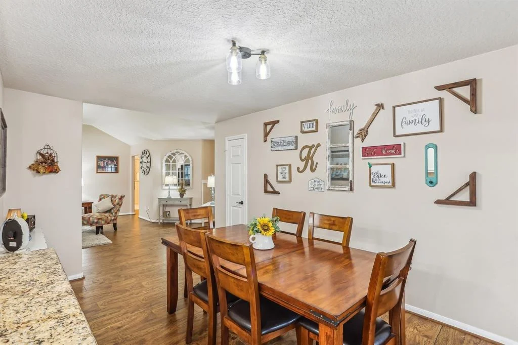 Photo of 14819 Ash Road