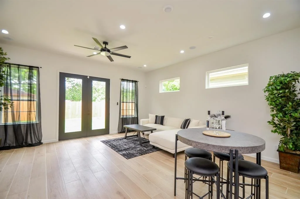 Photo of 7433 Hezekiah Lane