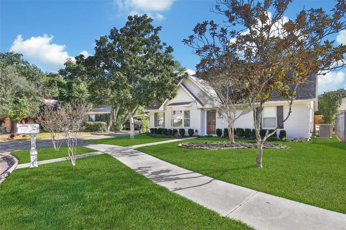 Photo of 12314 Westella Drive