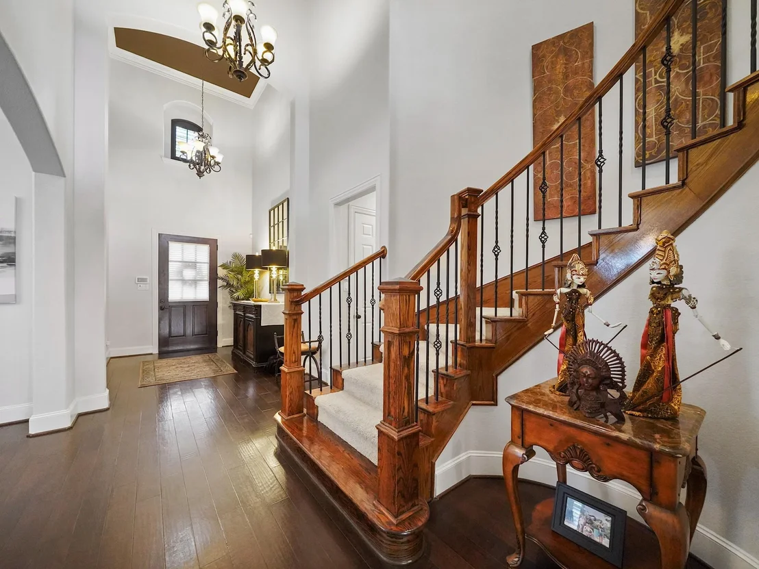 Photo of 6015 Madrone Mdw Drive