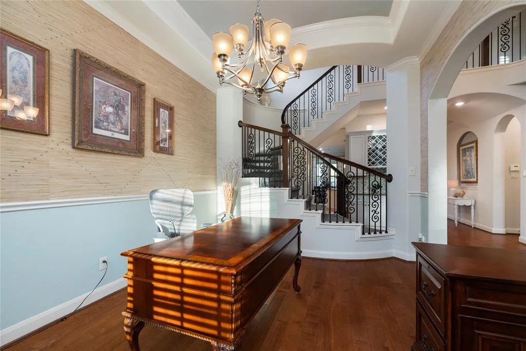 Photo of 523 Rolling Brook Lane
