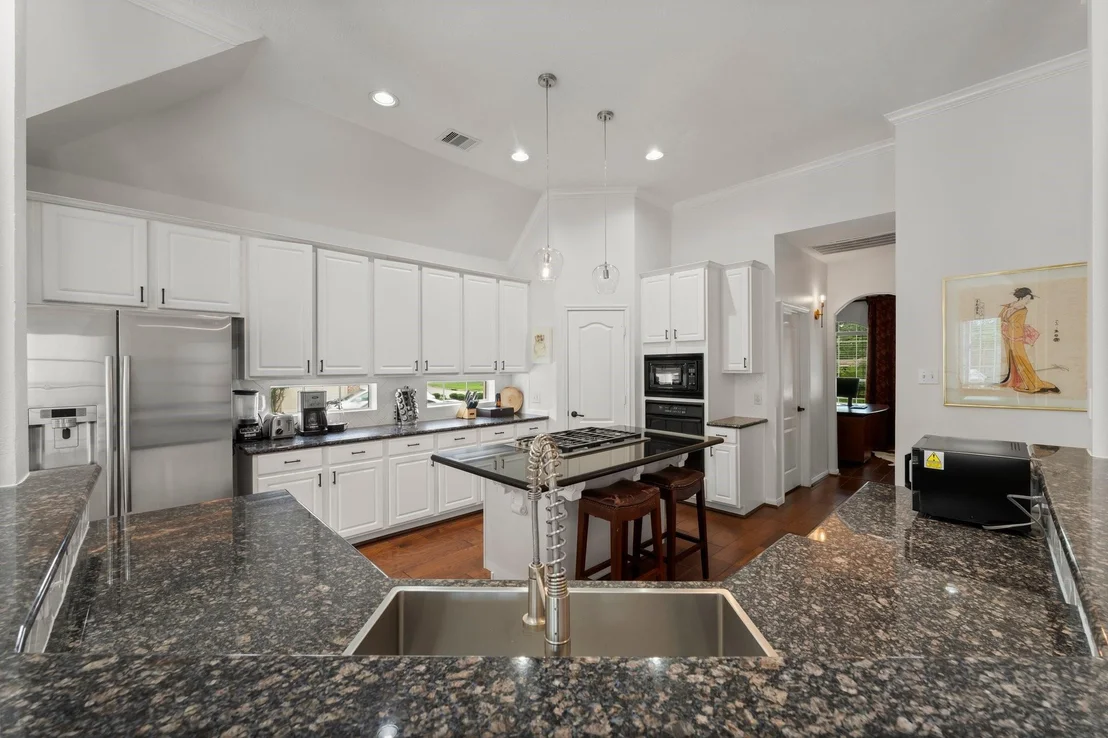 Photo of 6531 Glenhill Drive