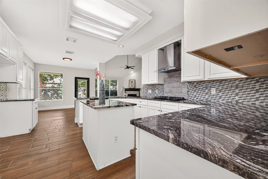 Photo of 11322 Hillside Glen Trail
