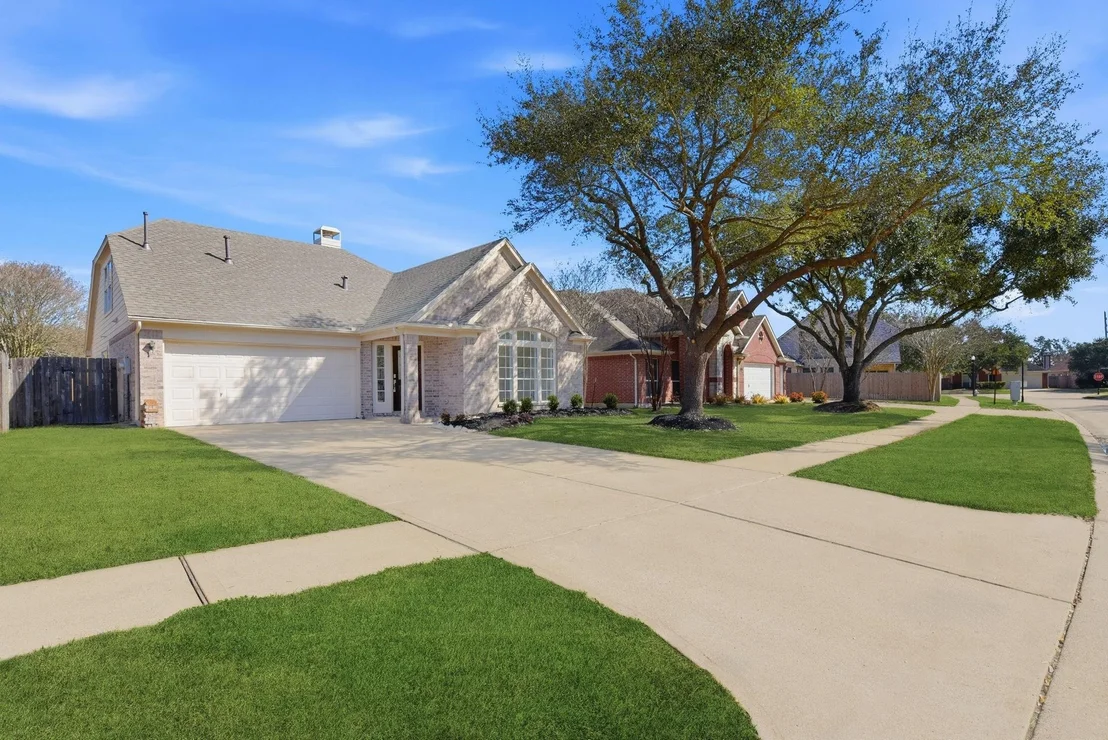 Photo of 21218 Willow Glade Drive