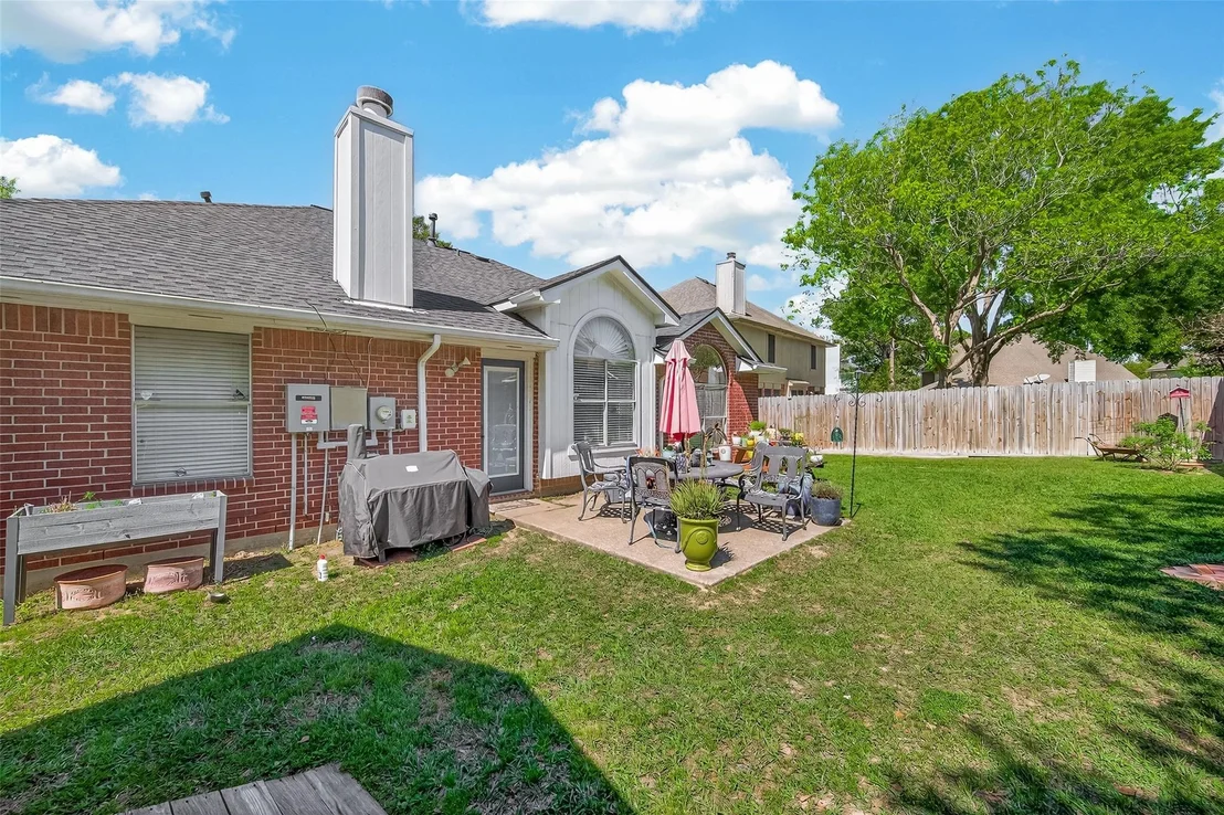 Photo of 12606 Millvan Drive