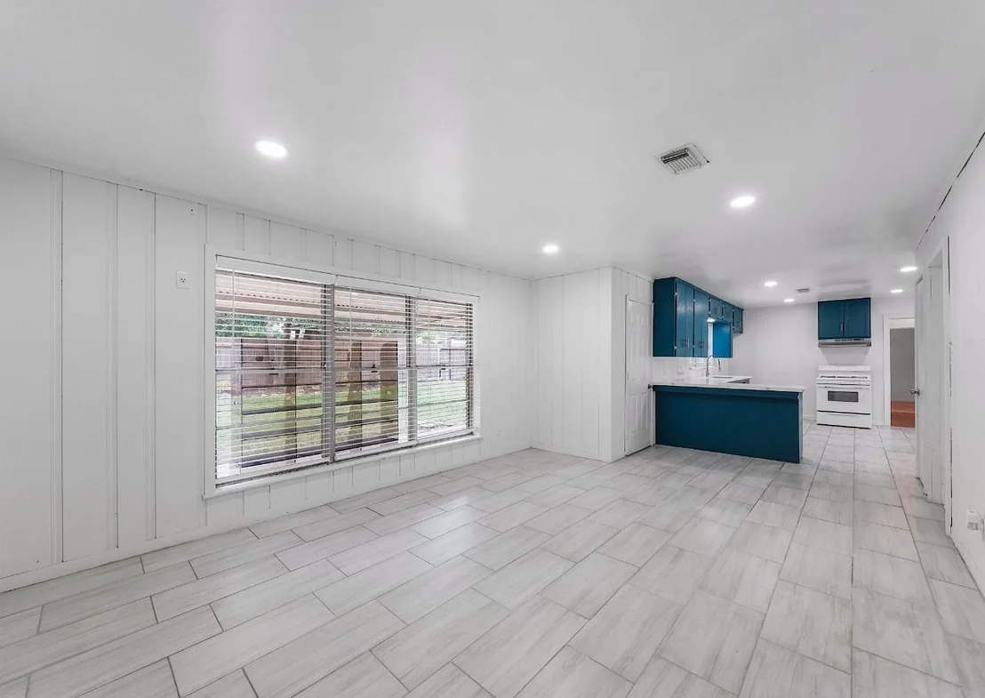 Photo of 712 Arion Lane
