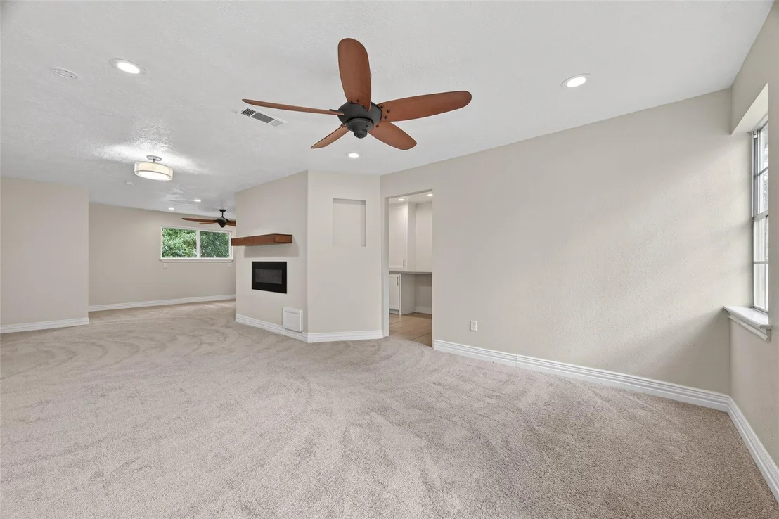 Photo of 6322 Inway Drive