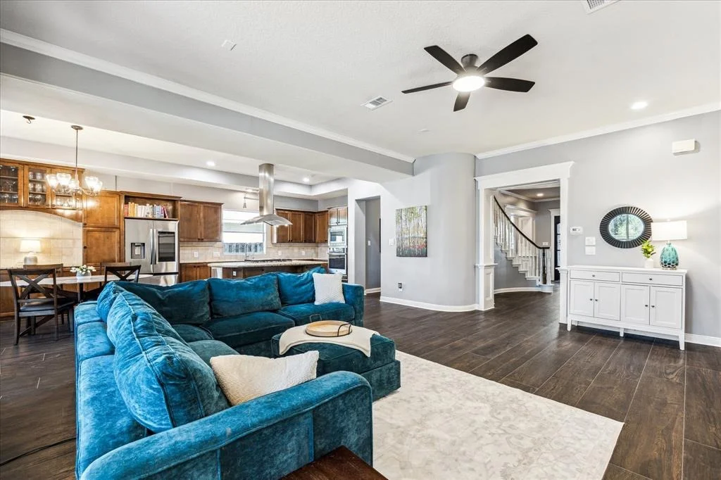Photo of 54 E Beckonvale Circle