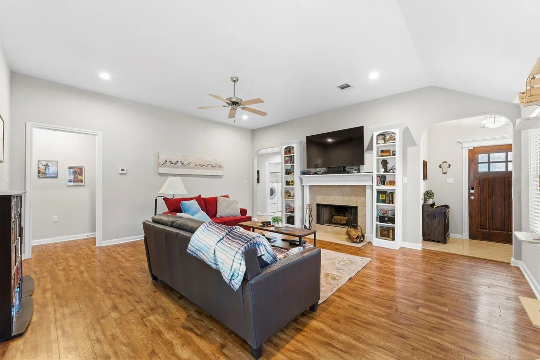 Photo of 306 Lazy Lane