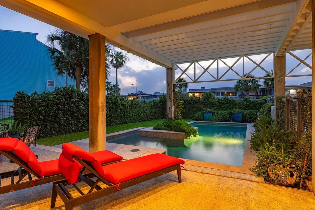 Photo of 12 Tiki Circle