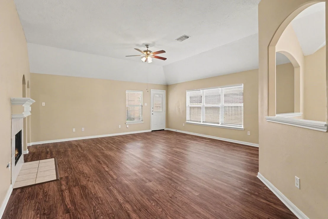 Photo of 3223 Stoneydale Lane