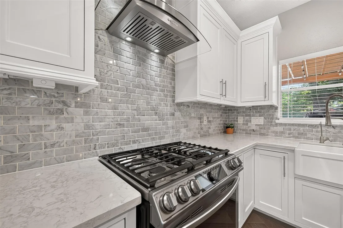 Photo of 10207 Tablerock Drive