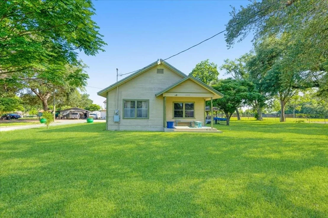 Photo of 3929 Almeda Genoa Road
