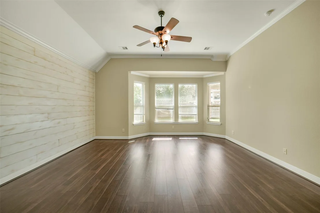 Photo of 2307 Draycutt Drive