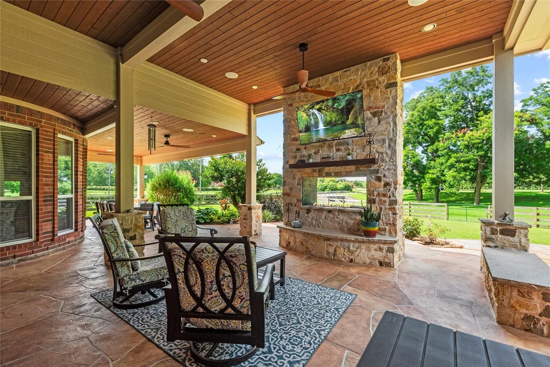 Photo of 32707 Westminster Drive