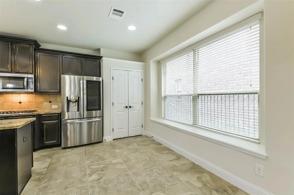 Photo of 15 Waterfall Way