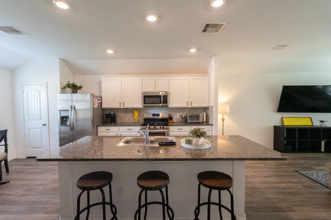 Photo of 650 Harbor Colony Lane