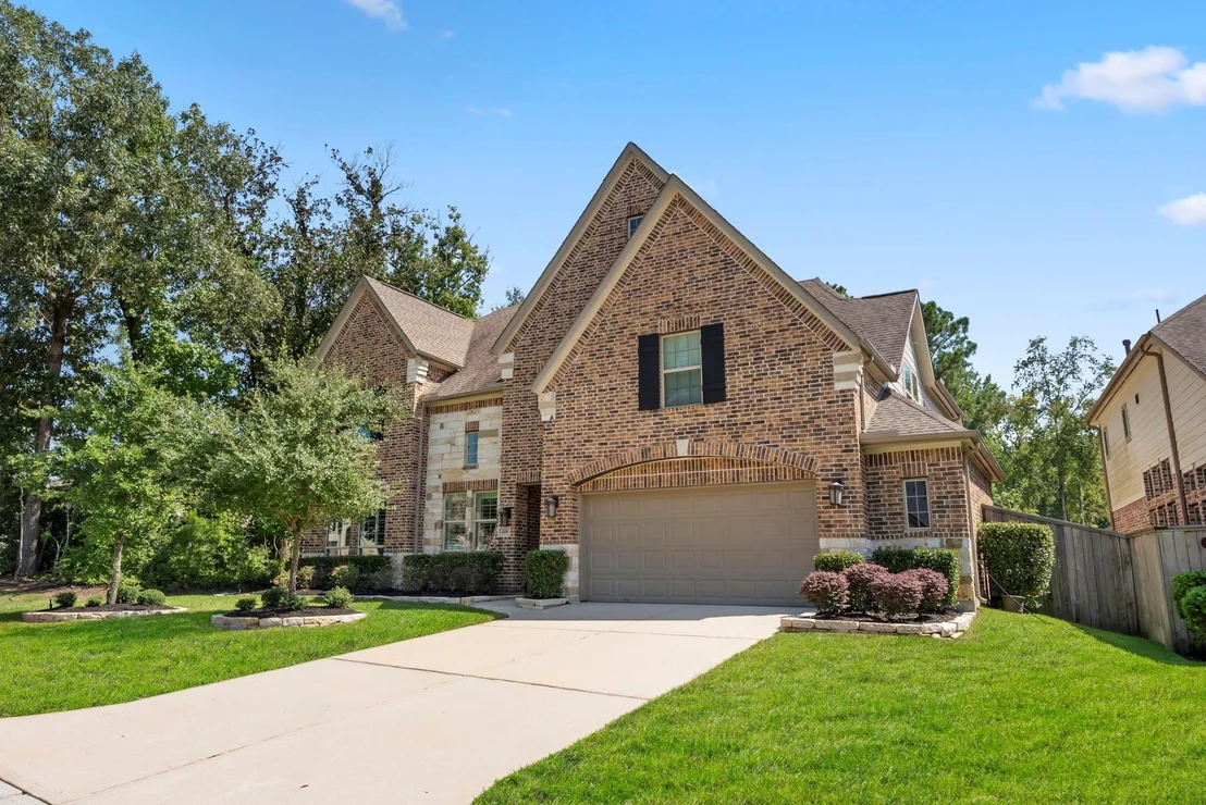 Photo of 105 Bronze Bow Drive