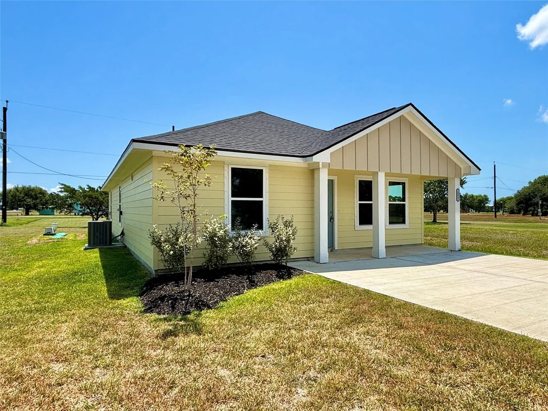 Photo of 211 Bayview
