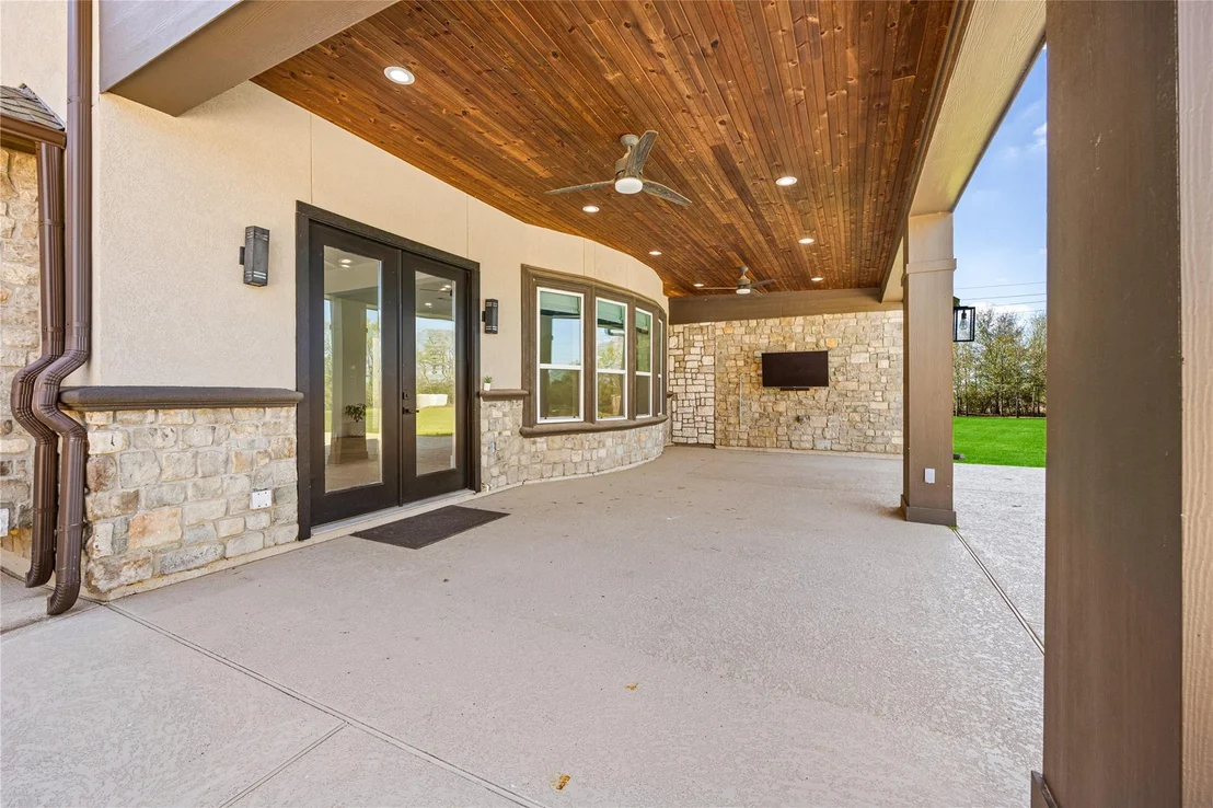 Photo of 15015 House Road