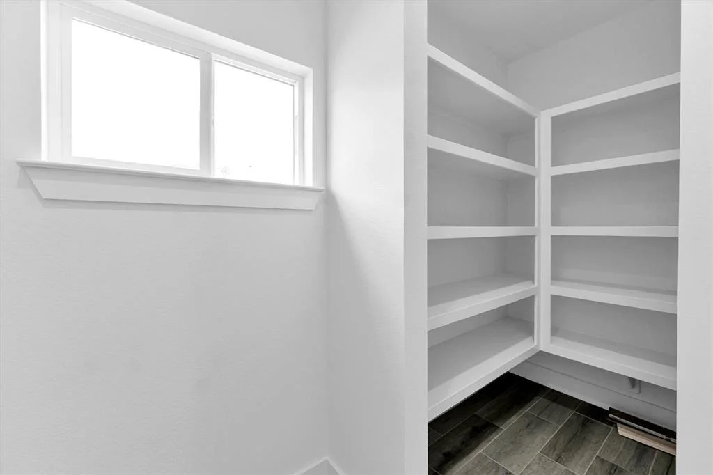 Photo of 1005 Lake View Drive
