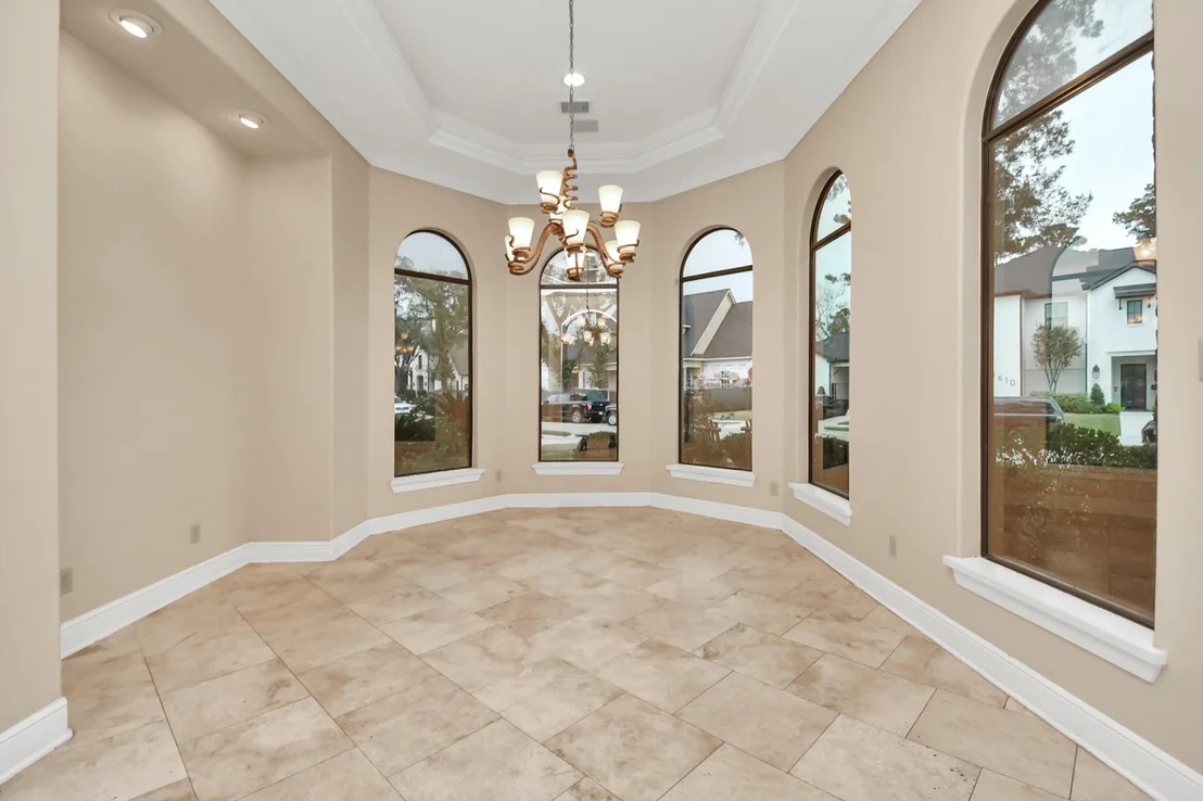 Photo of 1611 Lynnview Drive