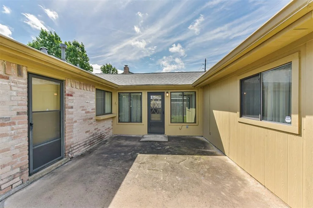 Photo of 17707 Smooth Rock Falls Drive