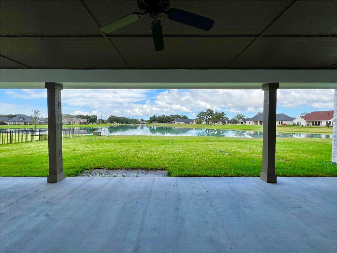 Photo of 839 Oak Ridge Drive